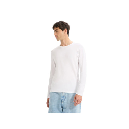 Long-Sleeve Crew Neck T-Shirt