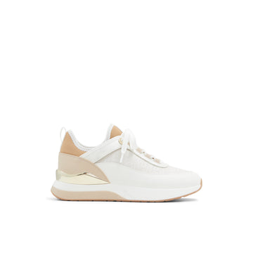 Quiltyn Sneakers