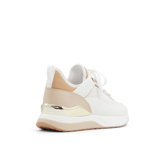 Quiltyn Sneakers