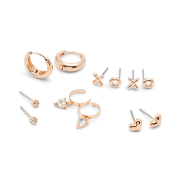 Smoochess Earring