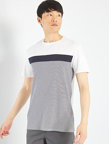 Short-sleeved T-shirt