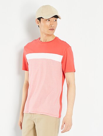 Short-sleeved T-shirt