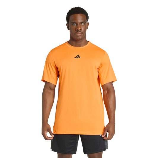 D4T ESSENTIALS T-SHIRT